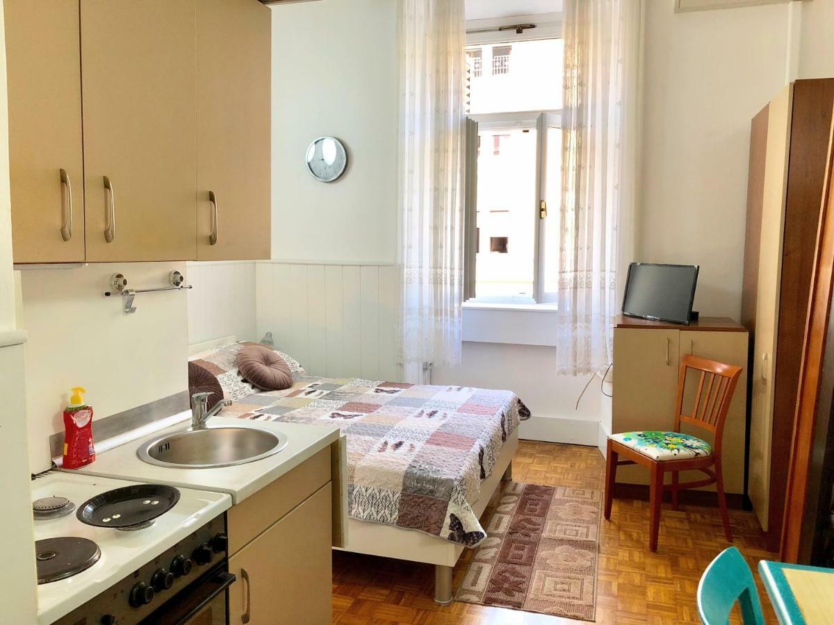 Studio & Free Parking, Aircool, Fresh Bedding Daire Lovran Dış mekan fotoğraf